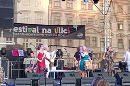 V Plzni se opět uskuteční multižánrový Festival na ulici. Město ho...