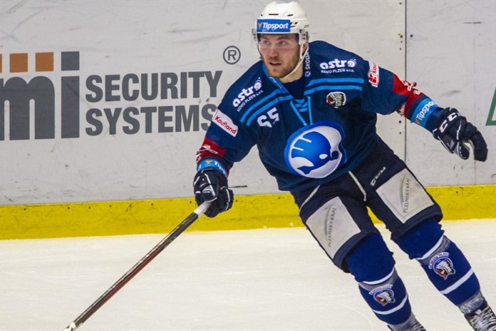 Hokejová Plzeň si pojistila služby svého odchovance