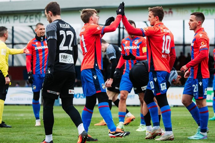 Fotbalisté Plzně zahájili přípravu výhrou nad Žižkovem