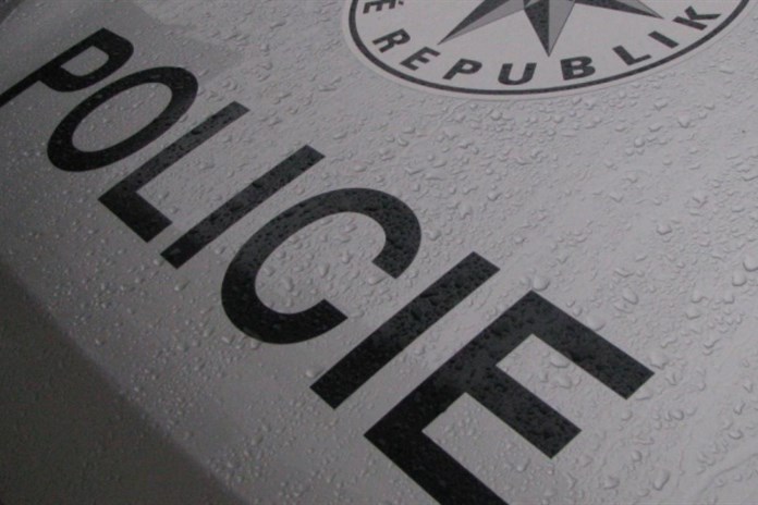 Muž prodával školákům drogy, hrozí mu až deset let za mřížemi