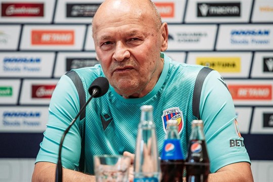 S posílením týmu jsem spokojený, hlásil Koubek. Jeden post mu ale přidělal vrásky na čele