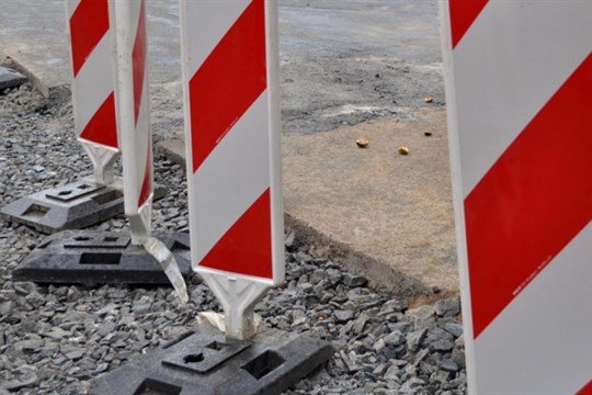 Další komplikace pro řidiče. Na příjezdu do Kdyně začala oprava hlavního tahu I/22