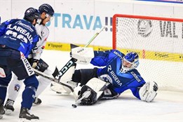 Trápení hokejistů Škodovky. Do Vítkovic dorazili pozdě, pak stáhli...