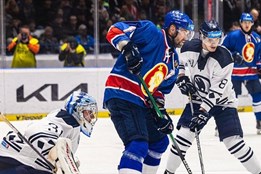 Návrat do sestavy oslavil obránce Malák dvěma góly a vítězstvím....