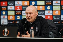 Věříme, že je šance postoupit, prohlásil kouč Koubek po těsné...