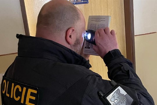 Policisté si posvítili na ubytovny na Domažlicku, odhalili také dva Ukrajince bez povolení k pobytu
