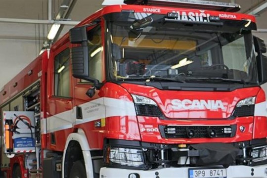 Požár kůlny na Plzeňsku způsobil na okolních domech škodu jeden milion!