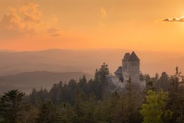 Hrad Kašperk zve na červnové akce!