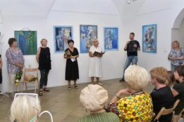 Galerie Jiřího Trnky zve na výstavu Ženské milníky