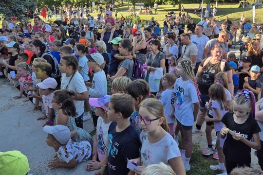 Školáci z prvního obvodu se loučili s prázdninami