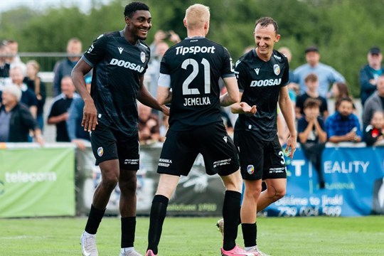 Viktoria splnila povinnost na hřišti Lanžhotu a postupuje v poháru do osmifinále