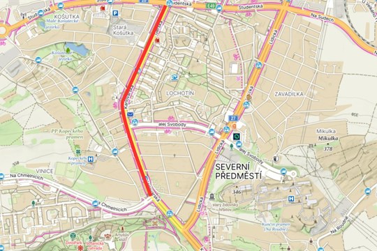 Další dopravní peklo v Plzni? Začne rekonstrukce části hlavní silnice z Lochotína do města