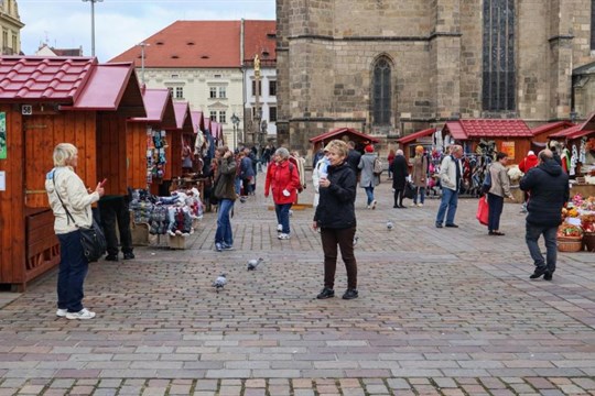 Chutné jídlo, živá hudba i stylové podzimní dekorace. Centrum Plzně obsadí Havelské trhy