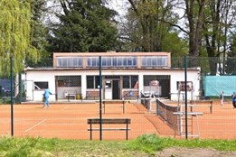 Domažlice chystají novou klubovnu pro tenisty. Přibude i minikurt a...
