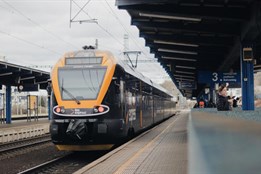 Zlínský kraj bude mít od jara další přímé vlakové spojení s Prahou...