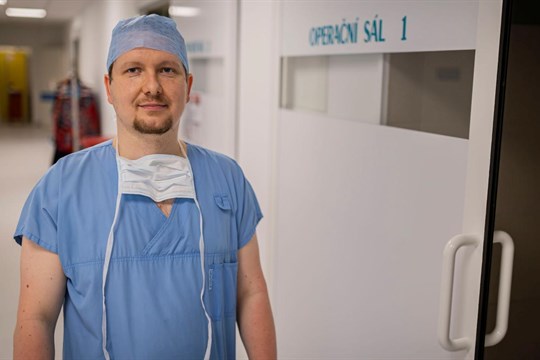 Špičkový specialista na chirurgii ruky Petr Vondra posílil tým Baťovky. Chce vybudovat nové oddělení