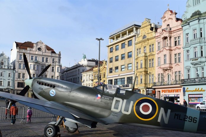 Spitfire, doubledecker nebo čaj s velvyslancem. Plzeň představí britskou kulturu