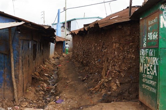 Linda Piknerová: Kibera. Život v největším africkém slumu s „létajícím záchodem“