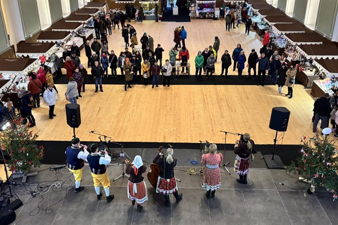 Jízdárna v Tachově - Světcích ožije Vánočním jízdárenským trhem