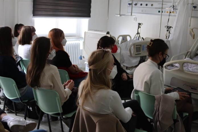 Fakulta zdravotnických studií jede! Nový akademický rok přináší nové speciální učebny