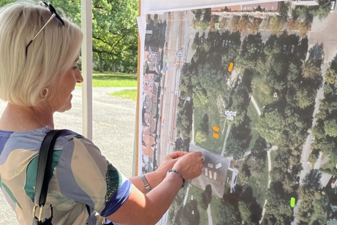 Lidé navrhují podobu náměstí Míru. Nejčastěji chtějí vodní prvek a kavárnu