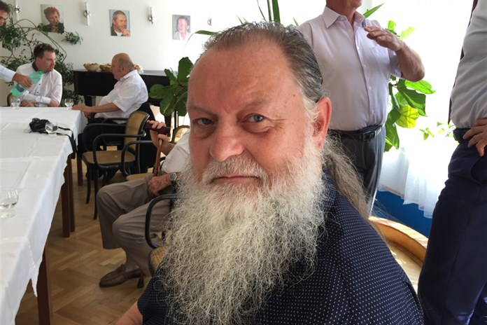 Aschenbrenner jde znovu do bitvy o Senát. Chce brzdit špatné zákony a navrhovat lepší