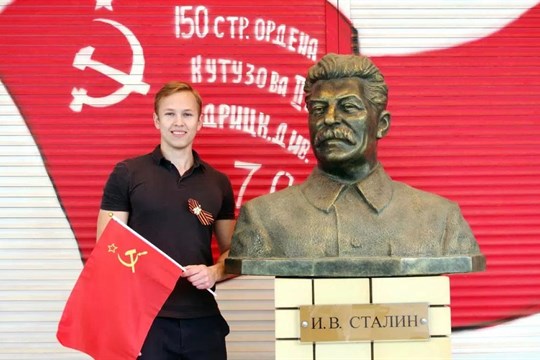 Nový plzeňský zastupitel Jakub Zieba úřaduje z Ruska. Přeje si obnovu Sovětského svazu