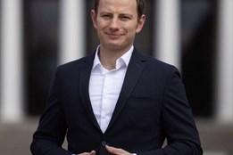 Europoslanec Knotek: Státy visegrádské čtyřky jsou přechodem na...