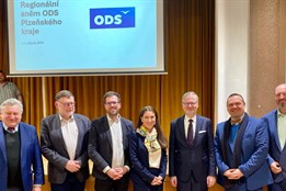 Regionálního sněmu ODS ve Vejprnicích se zúčastnil i premiér