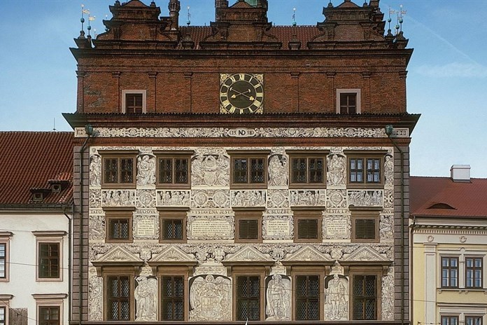 Bouřlivá diskuze na zastupitelstvu. Mohly za to bývalé kasárny