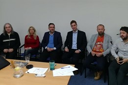 Piráti si volí lídra do krajských voleb