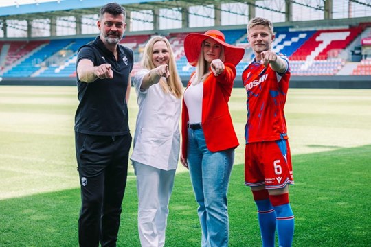 Dárců krve přes léto ubývá, pomoci mají speciální kampaně