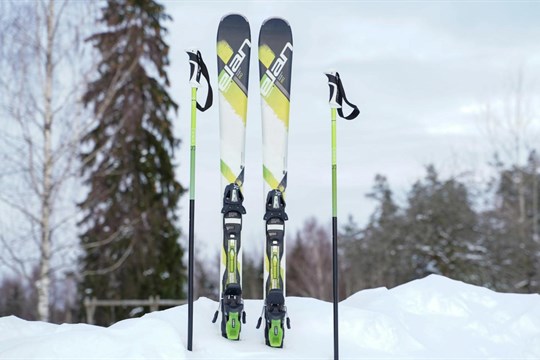 Na šumavském Špičáku se stále lyžuje: Jezdí se na třech kilometrech sjezdovek