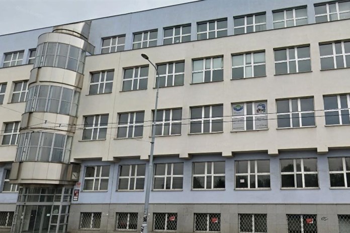 Západočeská univerzita prodala za 190 milionů bývalé ředitelství Škodovky