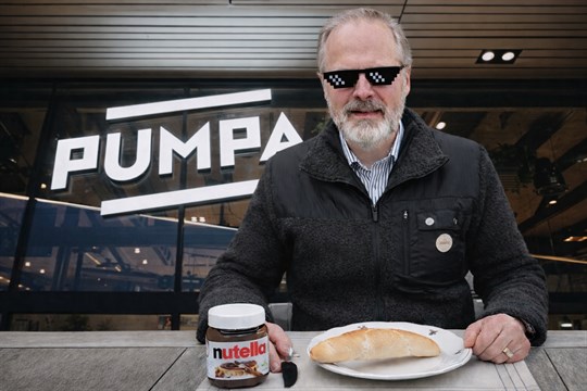 Vojtěch Kuna: Tady na benzínce jsme zachraňovali českou demokracii aneb měl by se Babiš bát, že Fiala nikam neodešel?