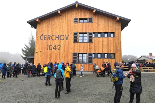Čerchov se probouzí k životu: Nová horská chata hlásí úspěšný start a chystá další novinky