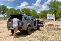 Linda Piknerová: Angolský deník I: země mačety a ozubeného kola