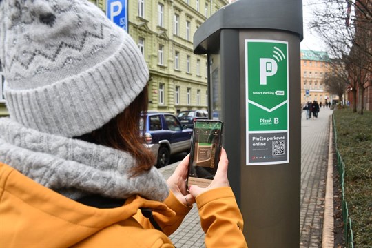 Plzeň rozšiřuje možnosti placení parkovného