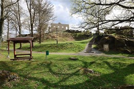 Tip na předjarní výlet: Zřícenina letohrádku kousek od Rokycan láká návštěvníky