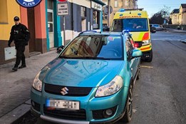 Téměř čtyři promile za volantem: Plzeňská hlídka křísila řidiče v zaparkovaném voze