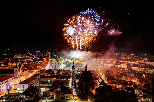 Novoroční ohňostroj v Klatovech bude. Odpálí ho ale jinde