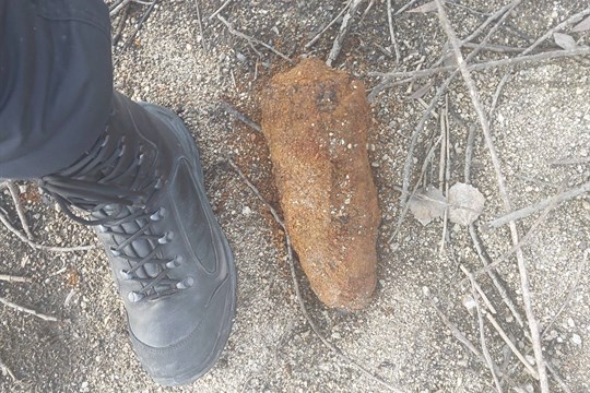 Tachovskem otřásl výbuch. U rybníka se nacházel granát z druhé světové války!