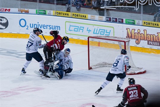 Sedmé čtvrtfinále rozhodla jediná trefa, z postupu se raduje Sparta