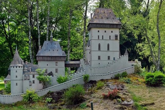 Malé velké Česko pro malé i velké: Park miniatur Boheminium je otevřený i teď v zimě