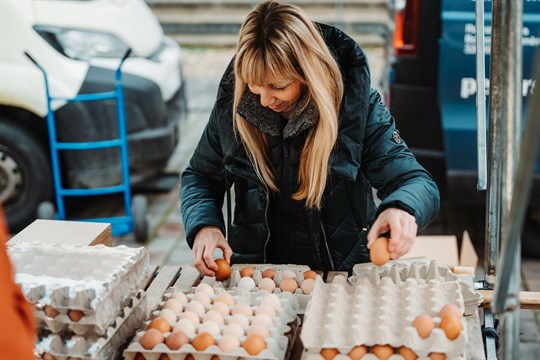 Plzeňské farmářské trhy startují 17. sezónu: Pozor na velkou změnu místa konání!