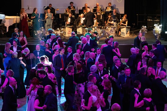 XXI. Reprezentační ples Plzeňského kraje nabídne večer „v rytmu času“